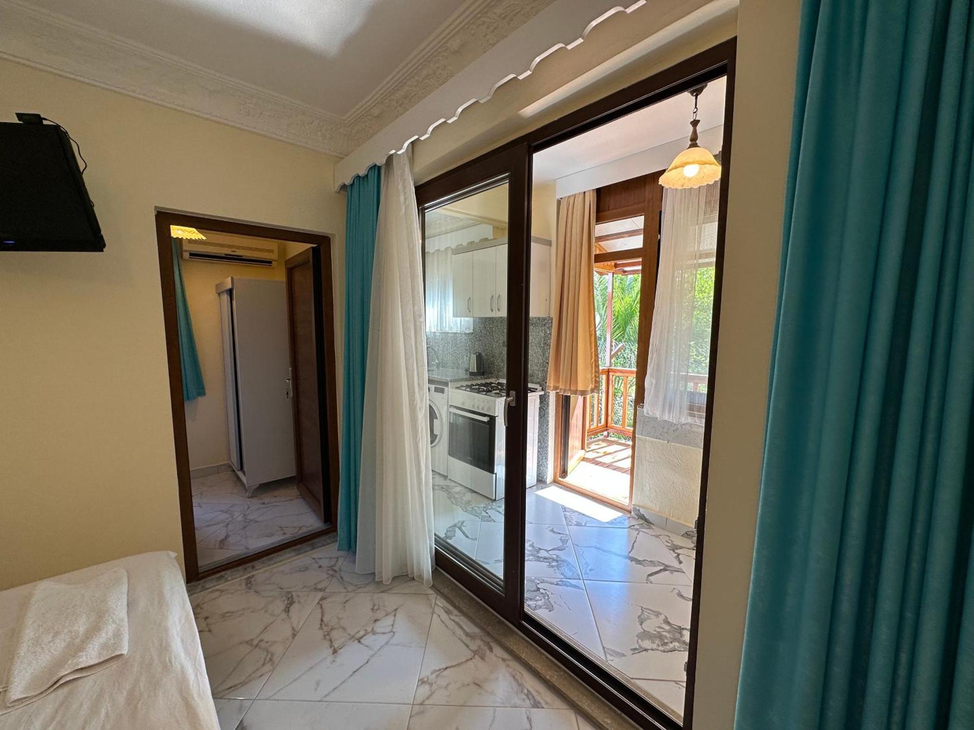 Palm Konak Hotel Çıralı Kültér fotó